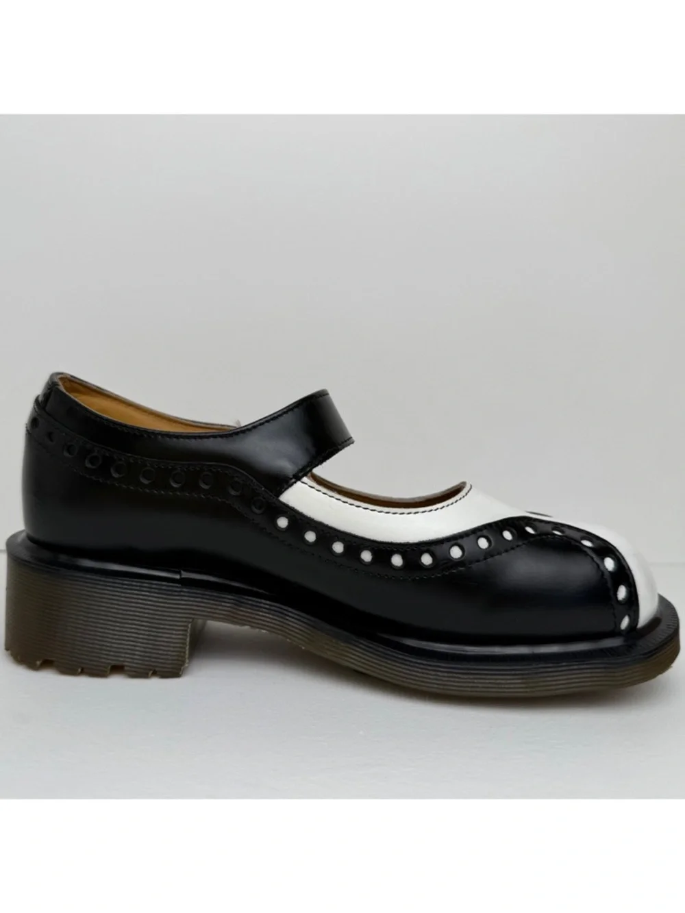 Vintage Dr. Martens England MIE Black White Wingtip Heel Mary Janes Shoes UK 4 - Picture 6 of 16